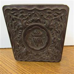 ANTIQUE Twin daguerreotypes in a double gutta percha frame